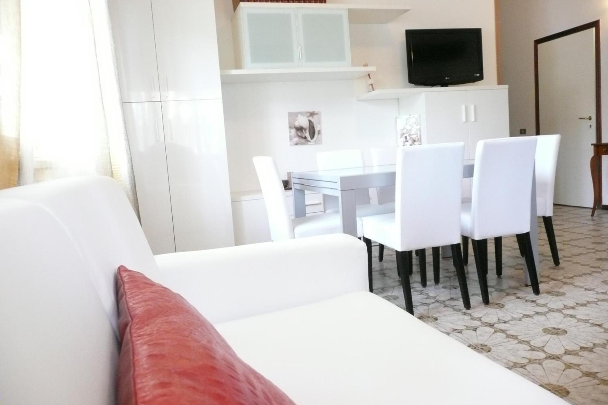 מילאנו מריטימה Hotel Flora מראה חיצוני תמונה
