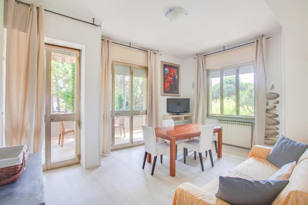מילאנו מריטימה Hotel Flora מראה חיצוני תמונה